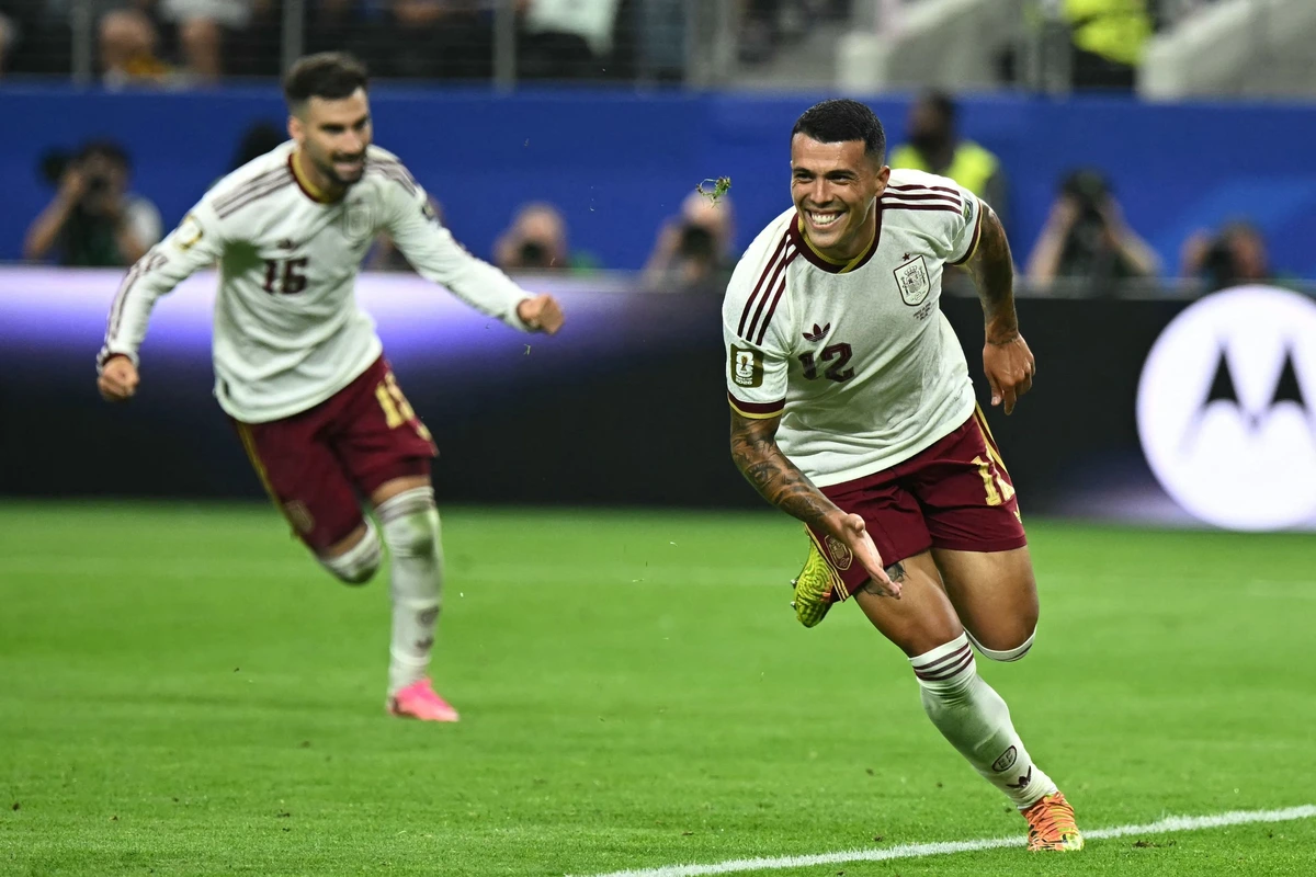 Una España inolvidable pone de rodillas a Francia y jugará la final del Mundial por segunda vez en su historia