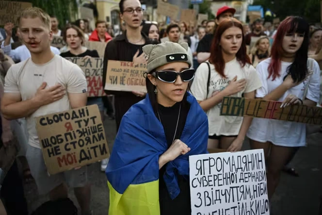 La démonstration de force de la société ukrainienne