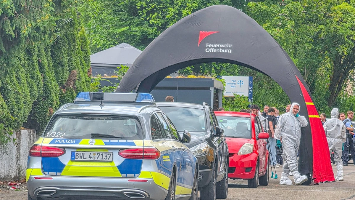 Schüsse in Offenburg: Mann tot in Hofeinfahrt gefunden, Frau stirbt in Klinik