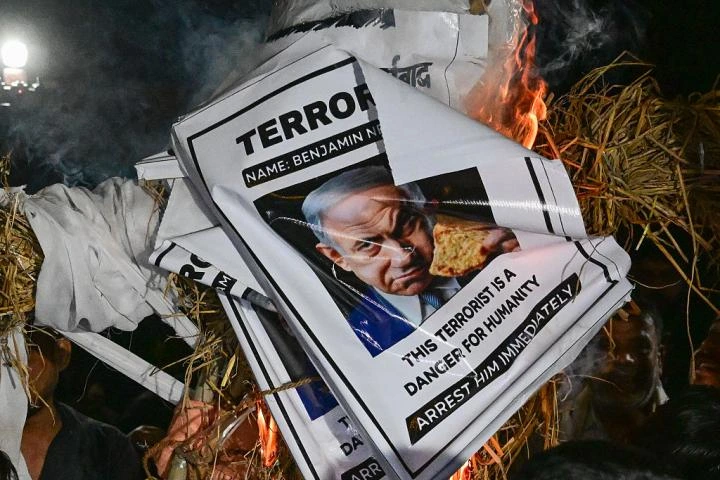 Netanyahu cruza cuatro países que podían haberlo detenido en su vuelo para verse con Trump