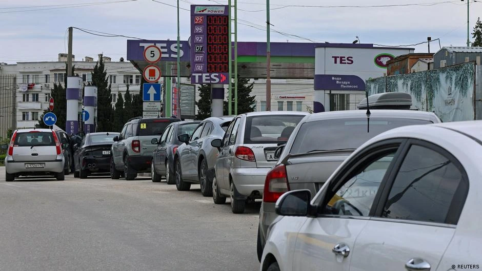 Rusia prorroga la prohibición para exportar gasolina