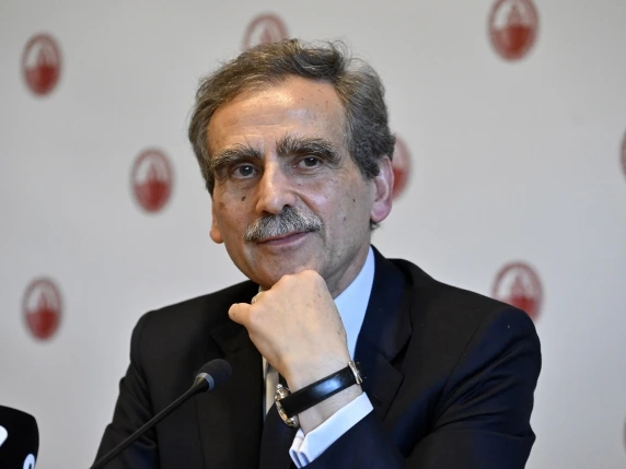 Lovaglio: «Mps vale più di 30 miliardi, nostro dovere cercare se ci sono proposte migliori»