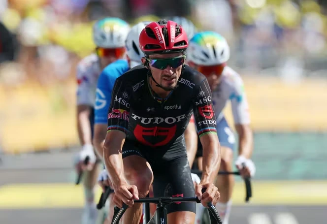 Tour de France 2026 : malgré une échappée, le calvaire de Julian Alaphilippe continue
