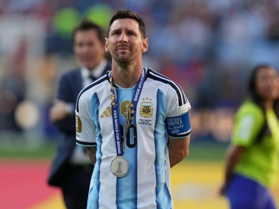 La più malinconica delle partite. Spagna dominante ma che fatica contro una «banda di indios». Messi, il tempo è scaduto anche per il più grande