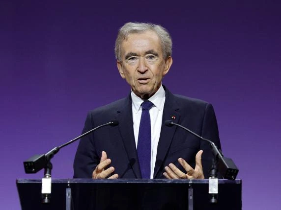 Arnault (Lvmh) sulla lite di famiglia: «Sono il capo dell’ultima famiglia reale di Francia»