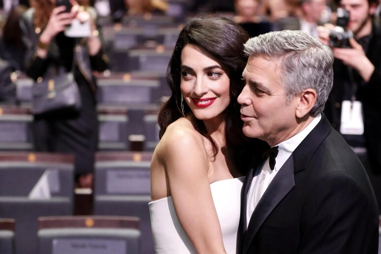 Anche George Clooney e famiglia evacuati per gli incendi nel sud della Francia