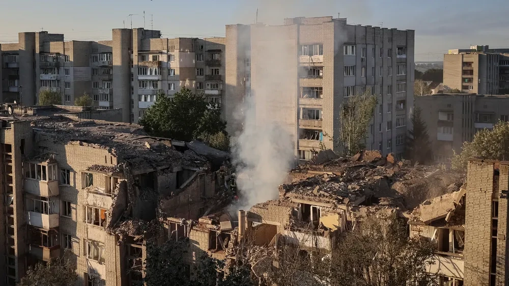 Ukraine meldet Tote und viele Verletzte nach russischen Angriffen