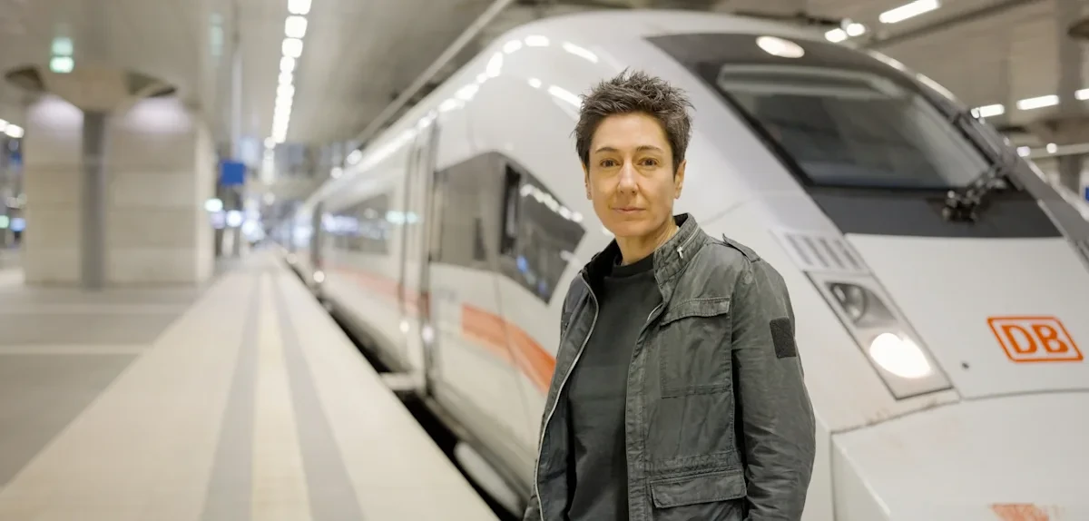 Bahn fordert Löschung von ZDF-Doku mit Dunja Hayali – Sender bezieht Stellung