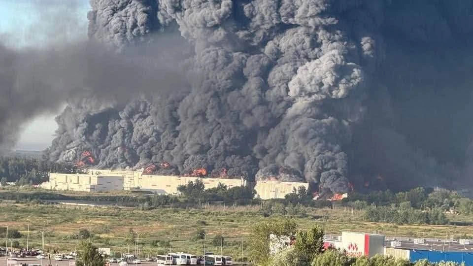 Feuer und Chaos in Moskau! Jetzt geht „Russlands Amazon“ in Flammen auf