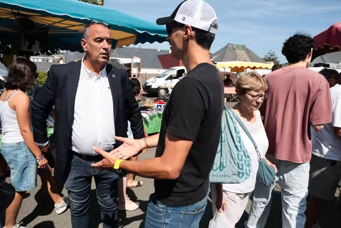 Loi d’urgence agricole : dans les Côtes-d’Armor, l’exercice d’équilibriste du député macroniste Eric Bothorel, qui a voté contre le texte