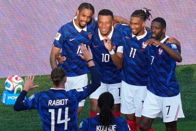 « C’est simple, c’est beau, c’est impressionnant… C’est la France » : la presse internationale encense les Bleus après leur victoire contre la Suède