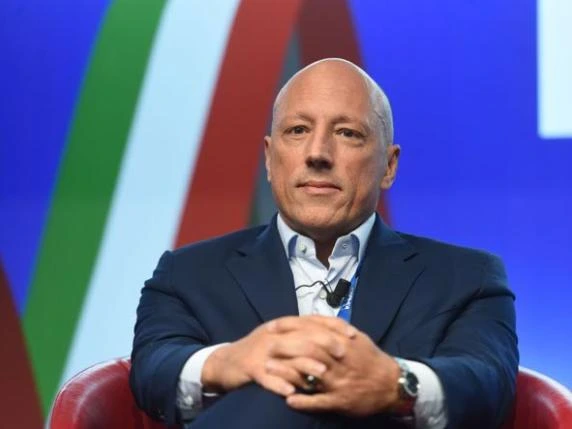 Amplifon accelera nel secondo trimestre: utili in crescita del 17% e conferma gli obiettivi per il 2026