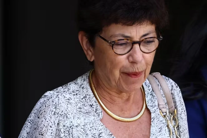 La reddition de Monique Barbut, ministre démissionnaire, rattrapée sur le fil par Emmanuel Macron