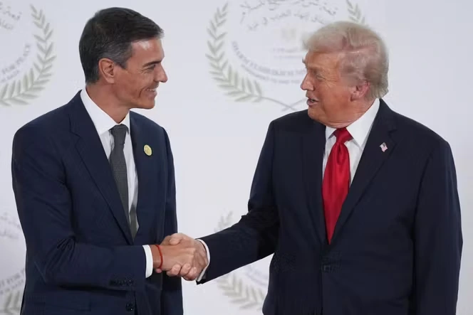 Coupe du monde 2026 : Pedro Sanchez, le premier ministre espagnol, critique de Donald Trump, assistera à la finale ; le président argentin, Javier Milei, absent par « superstition »