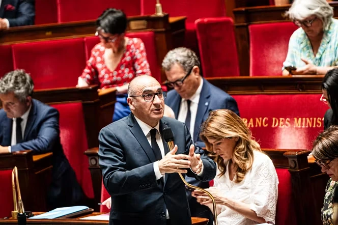 La loi Ripost, visant à lutter contre des phénomènes qui troublent l’ordre public, adoptée par le Parlement