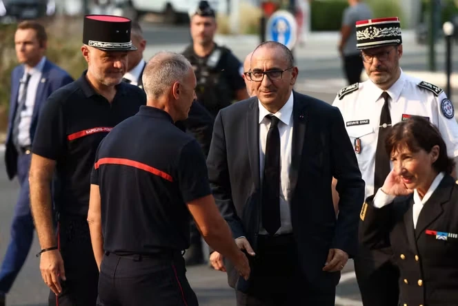 La gestion controversée du gouvernement face aux « incendies XXL »