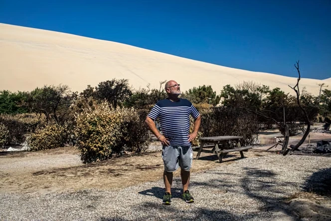 Autour de la dune du Pilat, malgré le retour des touristes, les plaies de l’incendie de 2022 ne sont pas toutes refermées