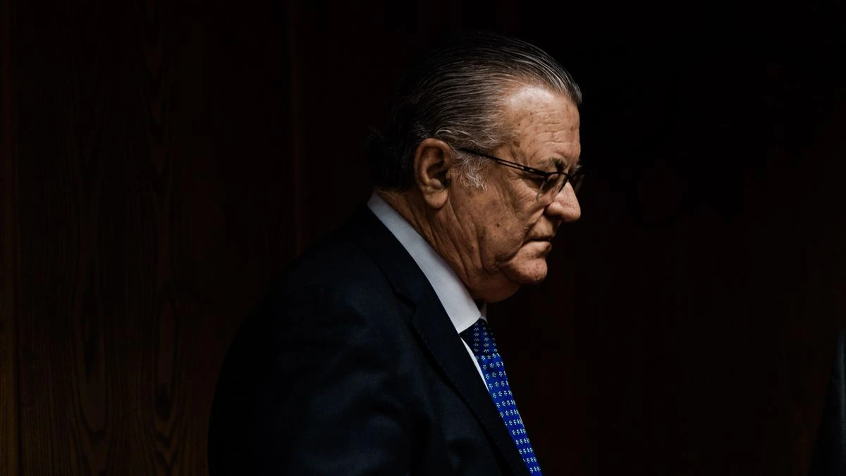 El juez del caso Zapatero pide a la UDEF que investigue si la entrada de capital venezolano en Plus Ultra influyó en su rescate