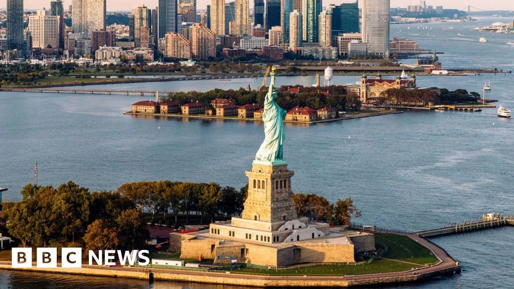 Man arrested after boat capsizes near Statue of Liberty killing woman and infant