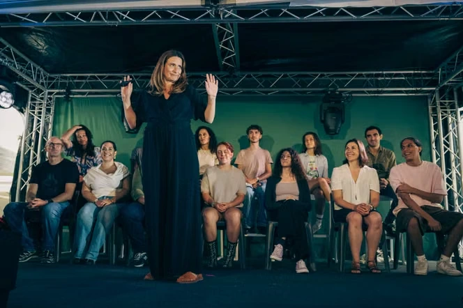 Présidentielle 2027 : à Grenoble, l’écologiste Marine Tondelier maintient la ligne de l’union à gauche malgré la pression de LFI