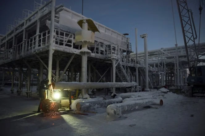 TotalEnergies réduit son exposition au gaz russe mais ne se désengage pas