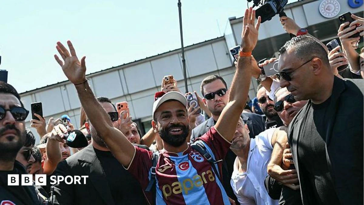 Why has Mohamed Salah chosen Trabzonspor?