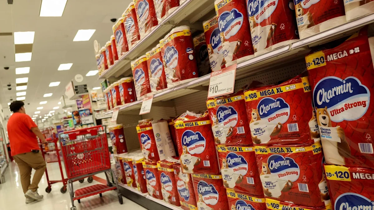 Hamsterkäufe wegen neuer Zölle: Amerikaner bunkern jetzt Toilettenpapier