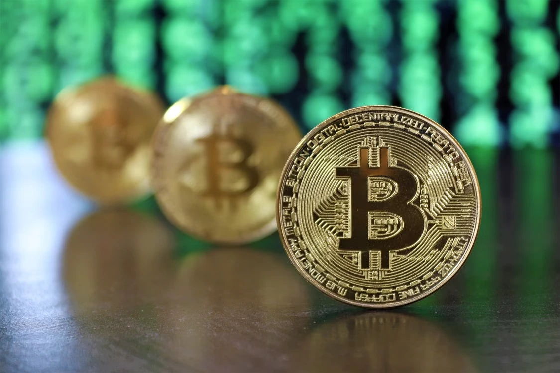 Bitcoin vola oltre i 70 mila dollari, perché potrebbe essere l’inizio di un nuovo ciclo rialzista