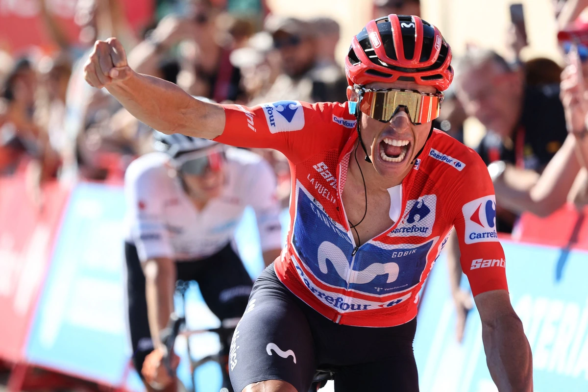 Enric Mas vence en el alto de Aitana y consolida su liderato en una Vuelta en 'shock' por la retirada de Pogacar