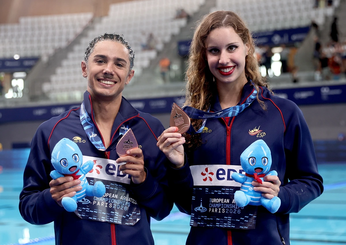 Jordi Cáceres e Iris Tió suman dos nuevos bronces para España en los Europeos de natación artística