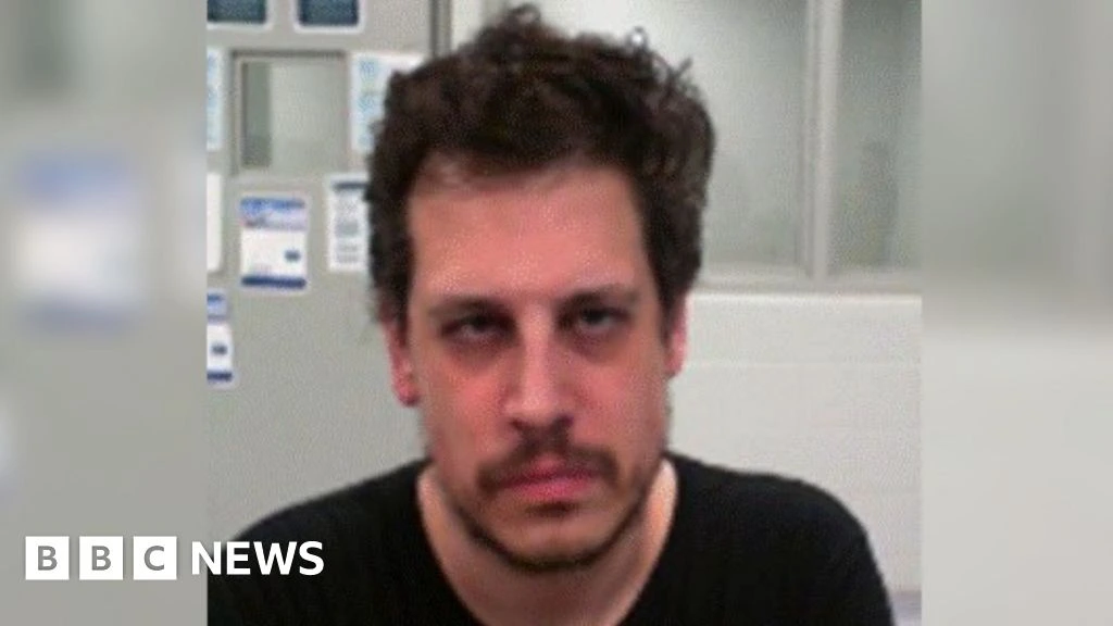 Right-wing commentator Milo Yiannopoulos deported from US to UK