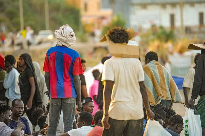 Bruselas avala el retorno a Marruecos de los menores migrantes no acompañados que permanezcan en Ceuta