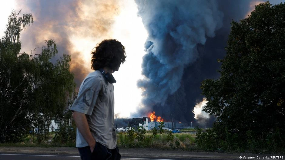 Más de 200 evacuados en Ucrania tras ataque ruso