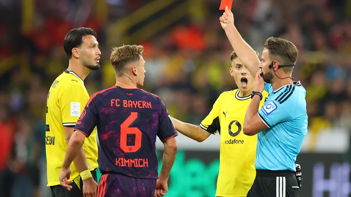 Borussia Dortmund: Boss tobt wegen Roter Karte im Supercup gegen die Bayern