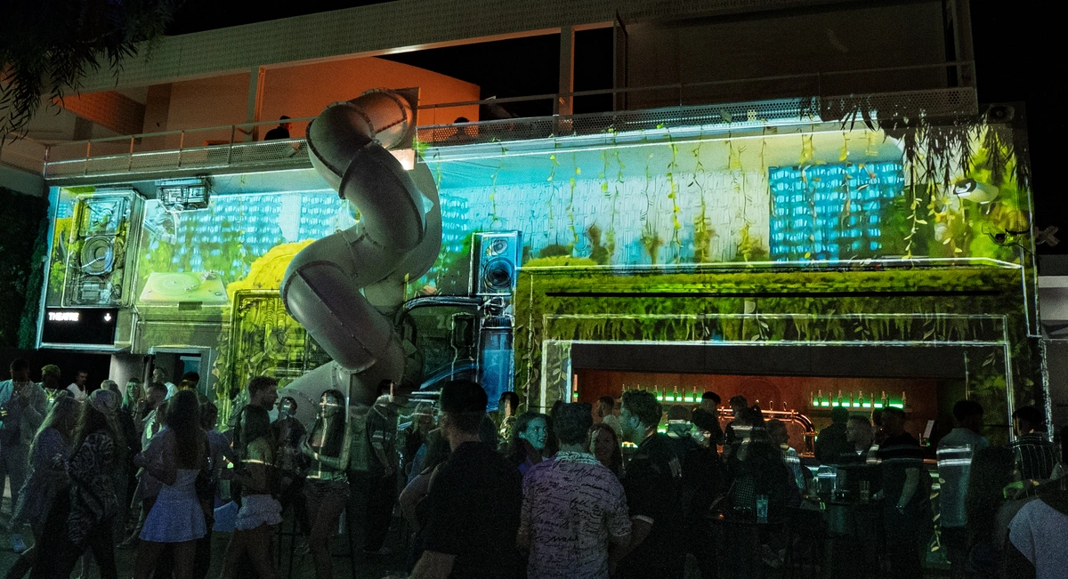 El arte se va de fiesta: las discotecas de Ibiza se transforman en galerías gigantes