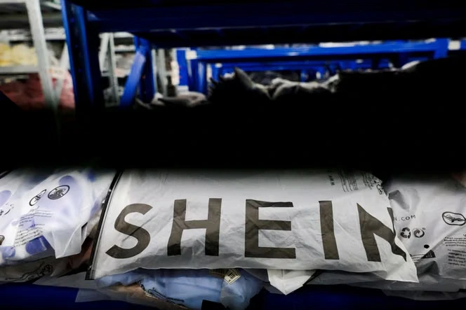 Shein, champion mondial de l’« ultrafast-fashion », se lance en Bourse avec des ambitions bridées par le ralentissement de sa croissance