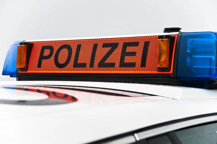 Al menos un muerto y cinco heridos, varios de gravedad, en un tiroteo durante una fiesta rave en Aarau (Suiza)