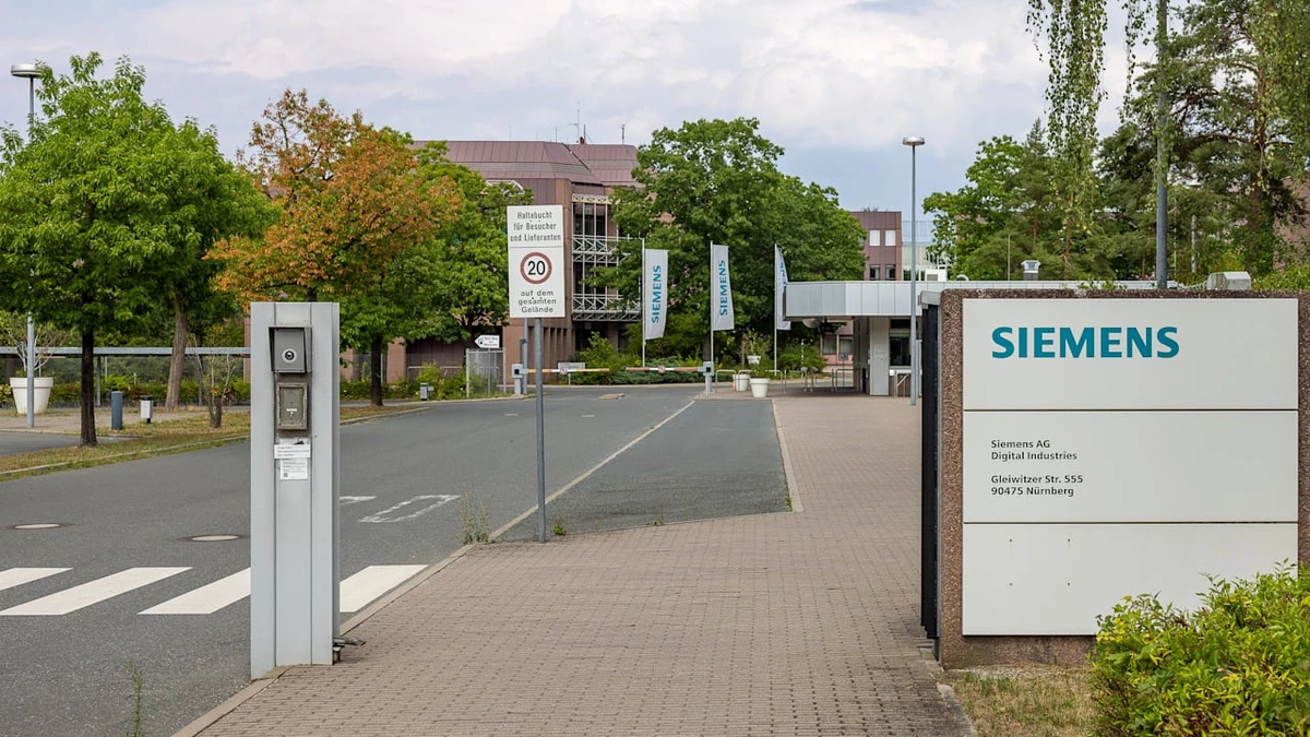 Siemens gibt Standort auf und versteigert Inventar
