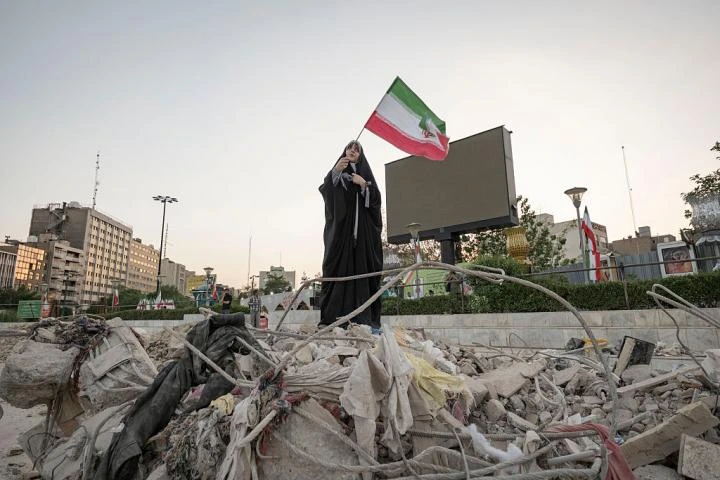 Seis meses de guerra en Irán: cuando no cumples ni un objetivo y añades al mundo problemas que no existían