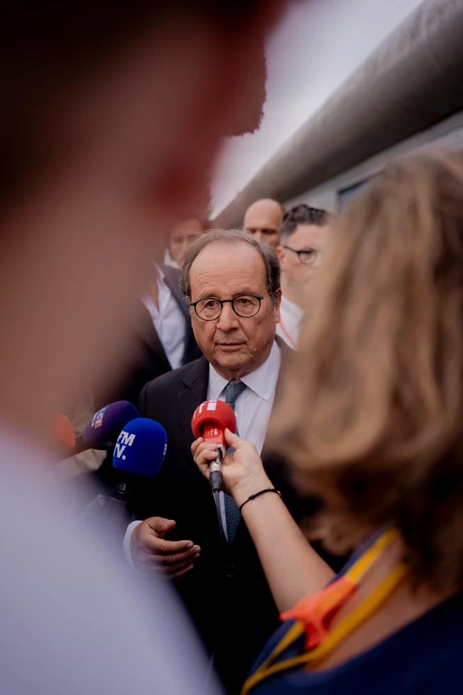 Présidentielle 2027 : François Hollande confirme qu’il ne participera pas à la primaire à gauche, et annonce attendre le mois de décembre pour décider de sa candidature