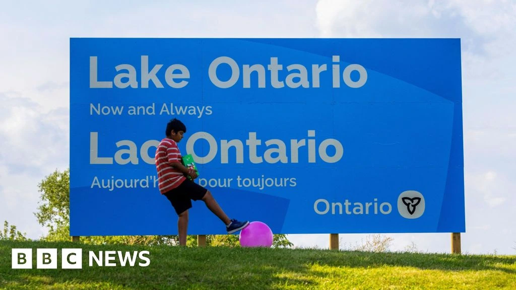 Apple Maps changes Lake Ontario to Lake America after Trump order