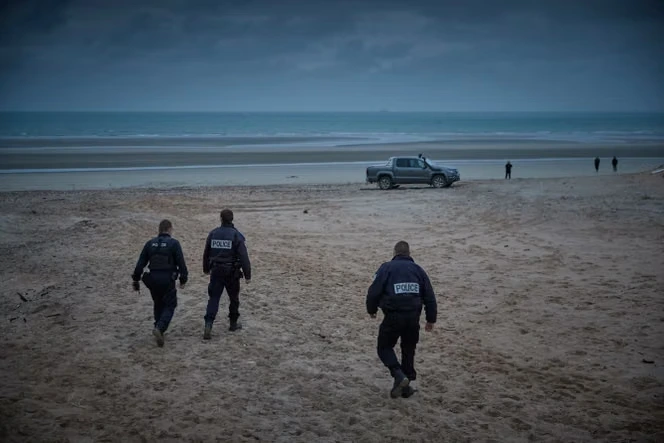 Naufrage meurtrier dans la Manche en 2021 : jusqu’à dix ans de prison requis contre les 14 passeurs présumés