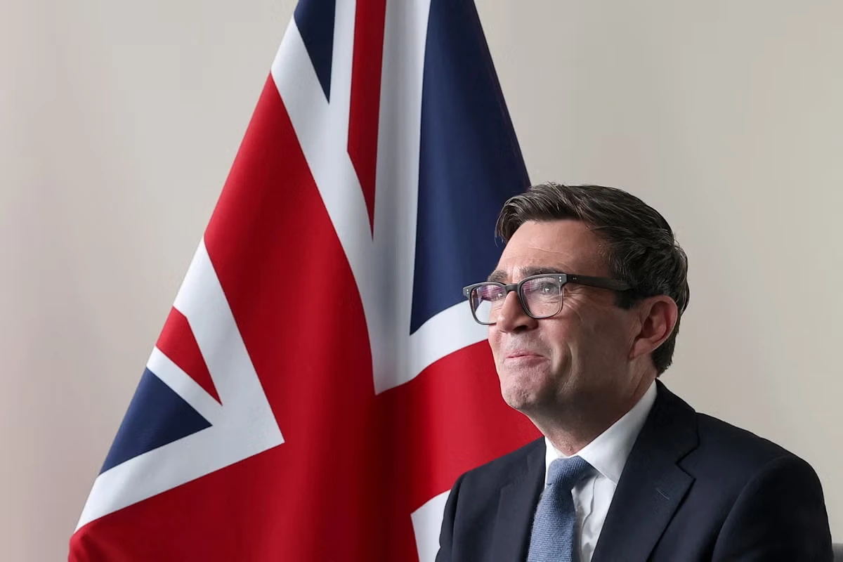Burnham says UK ‘will stand firm in the face of any threats’ to Falkland Islands