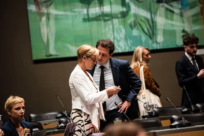 Comment le texte de la loi intégrale face aux violences sexuelles et sexistes a bougé en commission