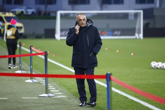 La mise en cause par la justice de l’ex-« flic » des Bleus plonge la FFF et le staff de Zidane dans l’embarras