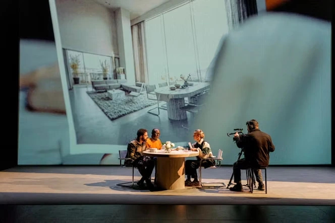 Au Théâtre national Wallonie-Bruxelles, avec « La Fête », une dénonciation du racisme et de son déni