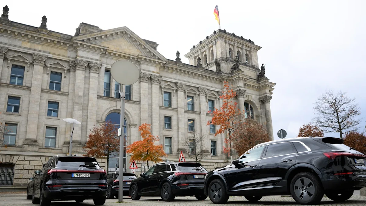 Check der Dienstwagen: Minister fahren klimaschädliche Schleudern