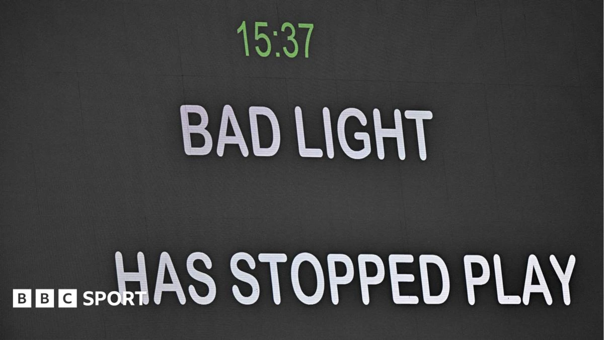 New rule, no change - has cricket missed a trick again with bad light?