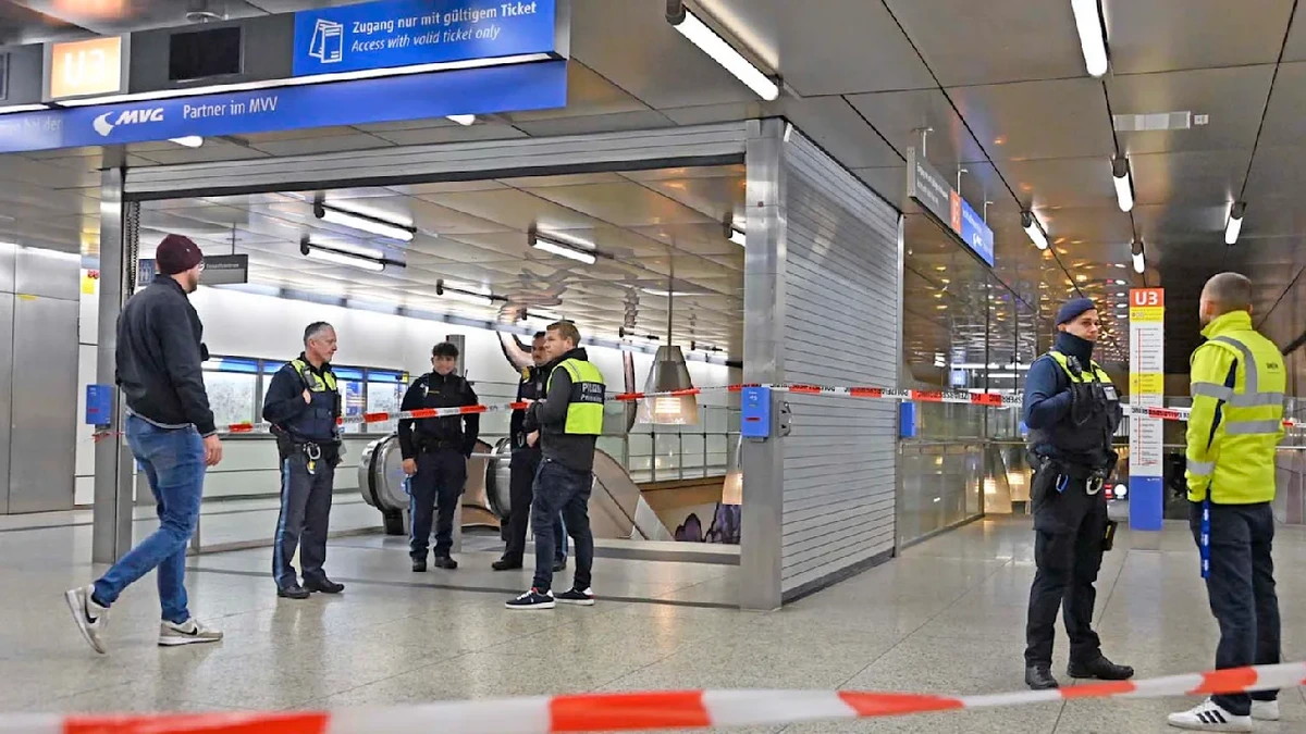 Angriff in München: Mann (34) sticht Frau (49) auf U-Bahnhof nieder