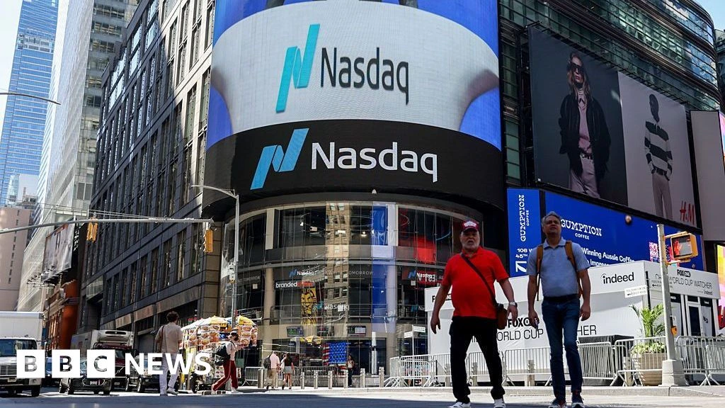 US tech stocks see sharp falls over AI cost fears
